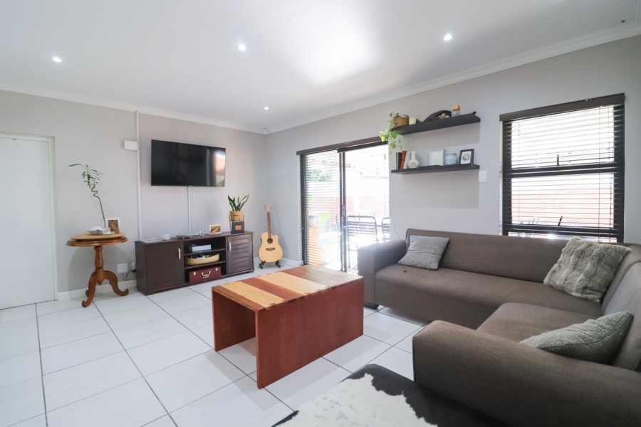 2 Bedroom Property for Sale in Groenvlei Sh Free State